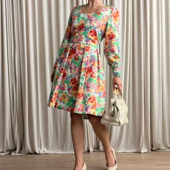 Chuck Jones Dresses & Skirts - Chuck Jones Long Sleeve Floral Garden Party Dress - Size 12